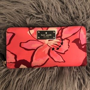 Kate Spade Pink Floral Neda Wallet